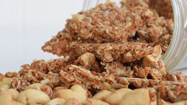 cashew-coconut-granola-1 | Ana Arwa | Online Food Recipes Kuwait