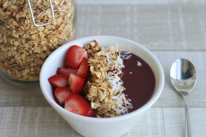 Acai Chia Smoothie Bowl